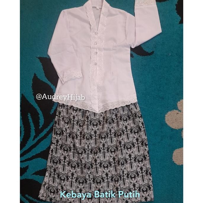 baju adat sunda anak perempuan/Baju kebaya anak