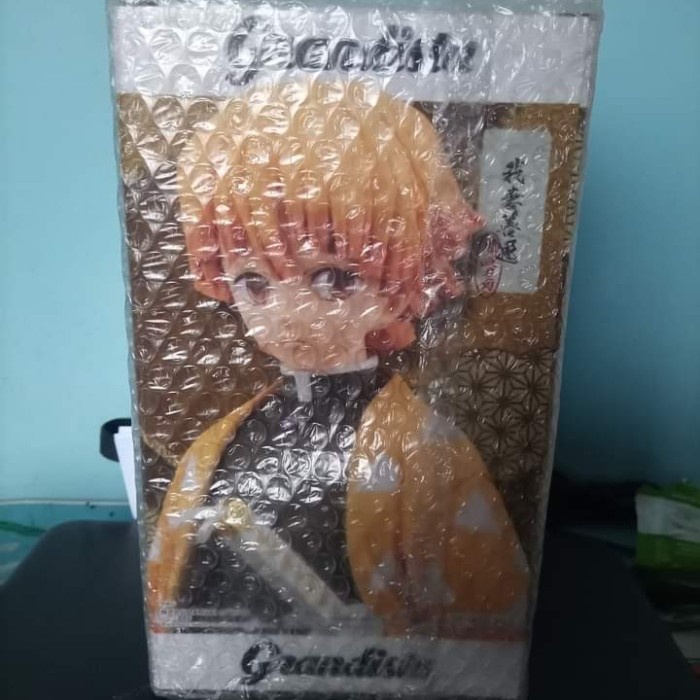 [Original] Anime Figure Bandai Banpresto Demon Slayer Zenitsu Limited