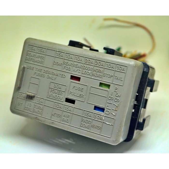 Fuse Box Small Kotak Sekering Sekring Kecil Suzuki Apv Kode Hm026