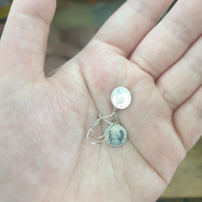 ✨Ori Anting Tusuk Gantung Koin Elizabeth Gold Emas Asli 375 Putih Murah Ubs Berkualitas