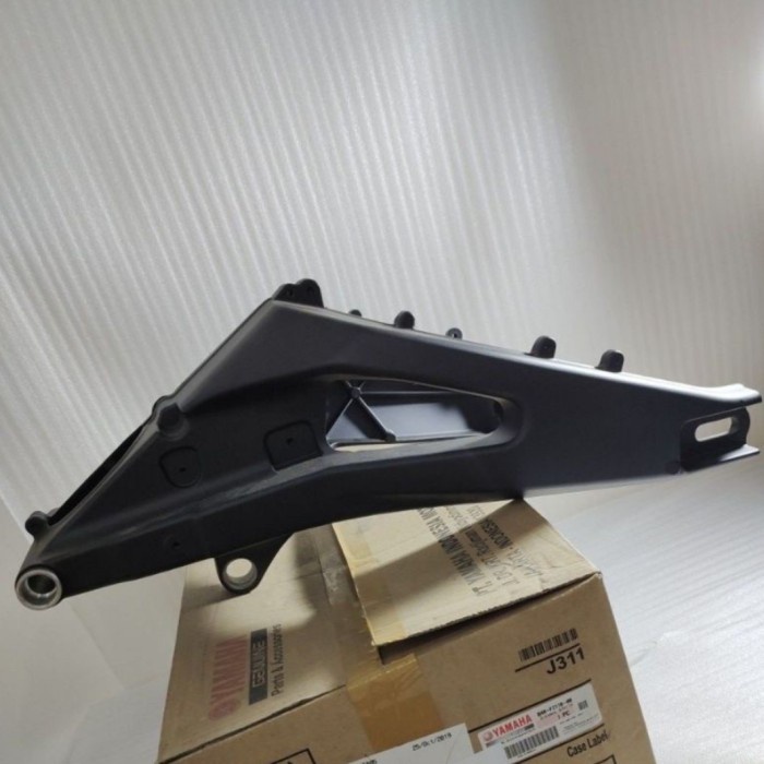 [Baru] Swing Arm Yamaha R15 Xabre 150 Original Terbatas