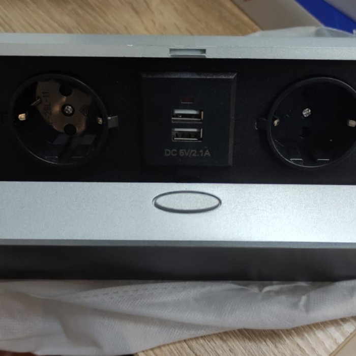 Stop Kontak Meja Tanam 2 Lubang + Usb Charger Hitam