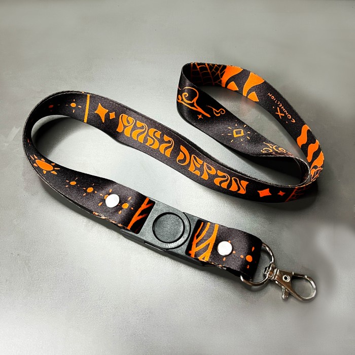 

Lanyard JKT48 'Masa Depan Yang Menyilaukan' (Fan Merch)