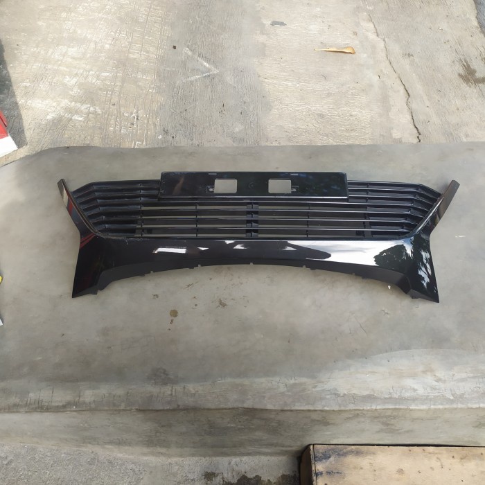 {BEKAS} Grill Avanza Veloz 2020 Murah