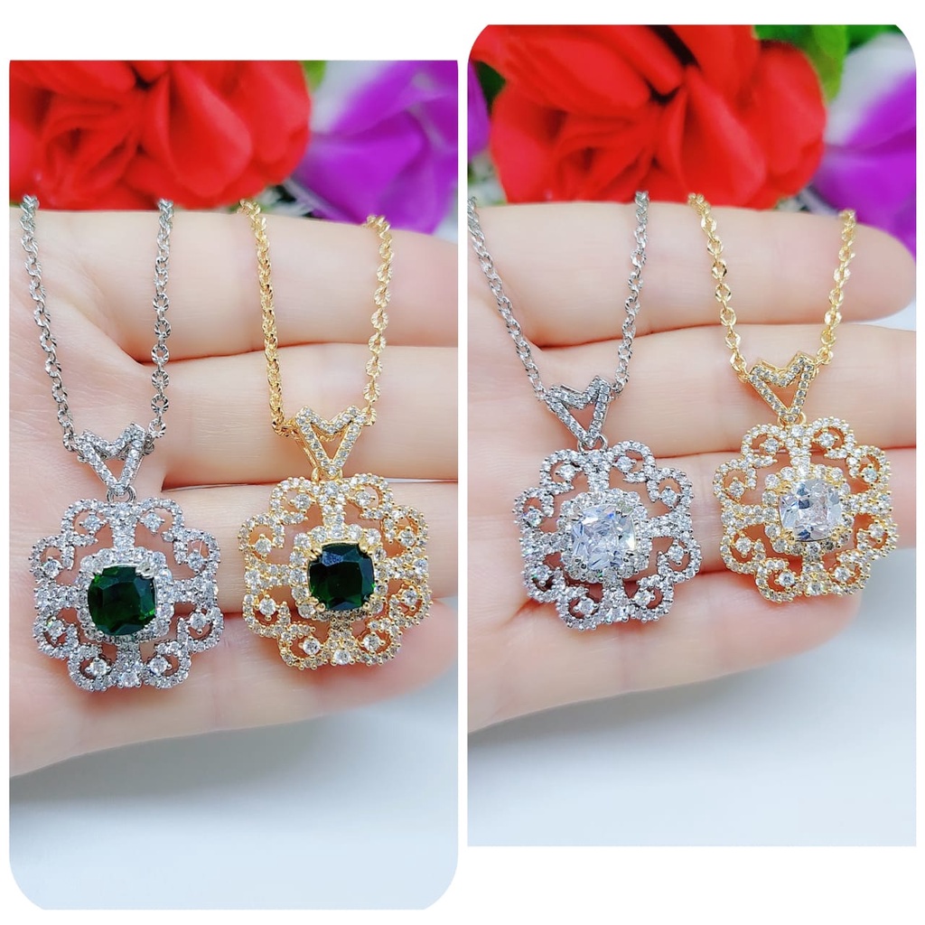 Kalung xuping permata hijau dan mata putih lapis emas