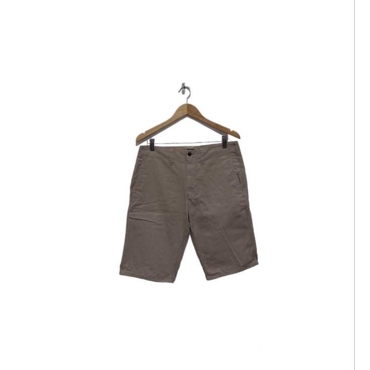 Gap Celana Pendek Pria 15