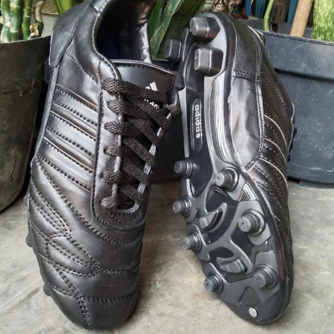 Sepatu Sepak Bola Black Polos Kulit Sapi Asli Original