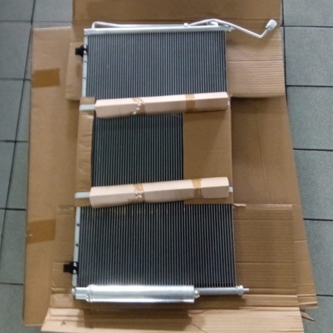 Kondensor Condensor AC Mobil Nissan Serena C24 Imitasi Berkualitas star