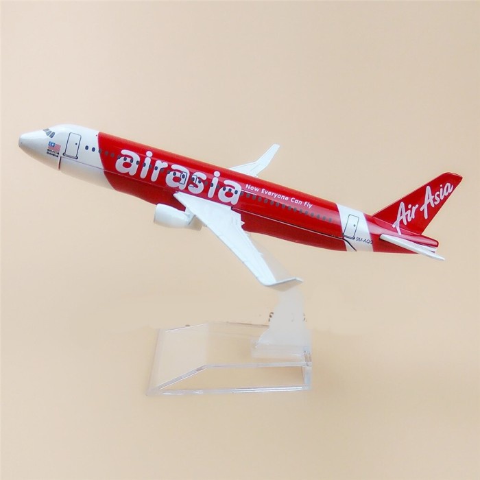PROMO PAJANGAN MINIATUR DIECAST PESAWAT AIRASIA TERMURAH