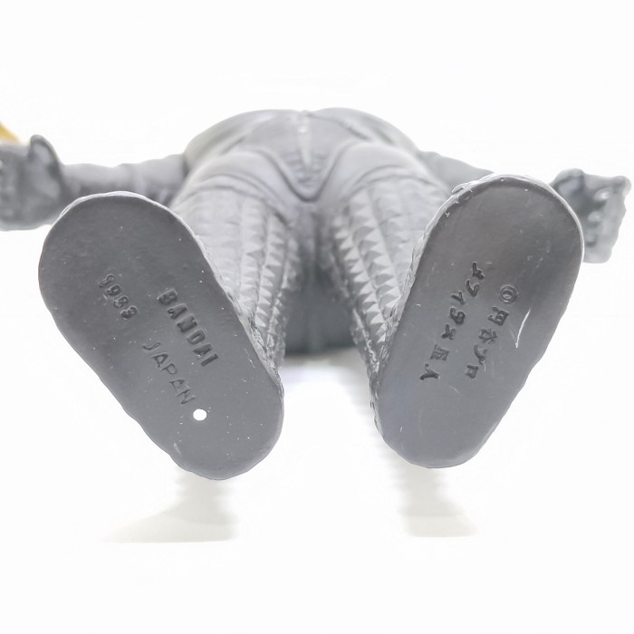 ultraman alien mefilas figure ultra monster series bandai 1994 japan telorayampuyuh