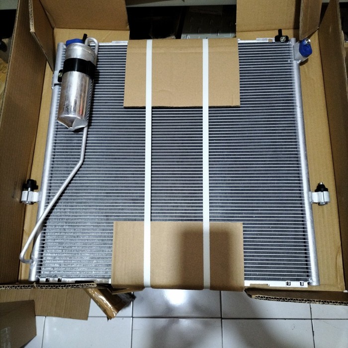 condensor radiator AC Mitsubishi Pajero sport star