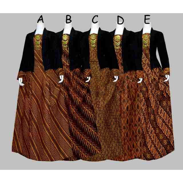 Kutu Baru No Bross Sogan Hitam Kebaya Black Modern Jawa Jarik