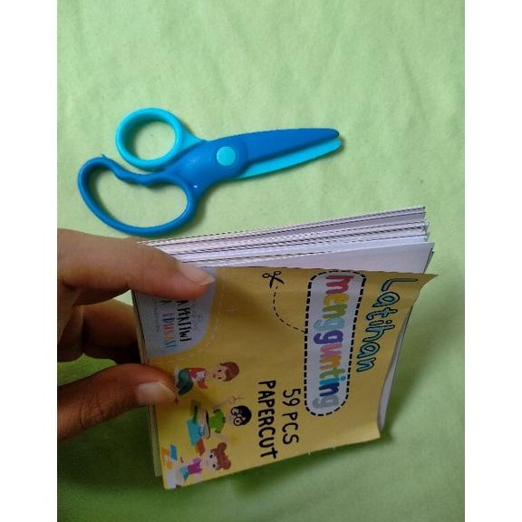 

COD LATIHAN MENGGUNTING KERTAS ANAK (PAPER CUT) Termurah