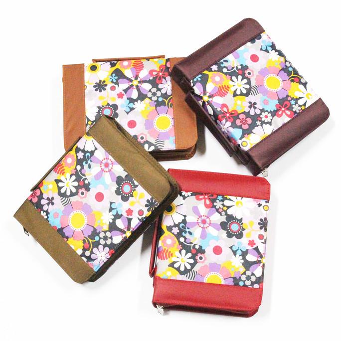 

Sampul Alkitab - Kombinasi Bunga Kecil Kidung Jemaat - Cover Alkitab Kode 609