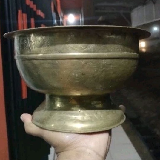 BOKOR KUNINGAN KUNO JAMINAN