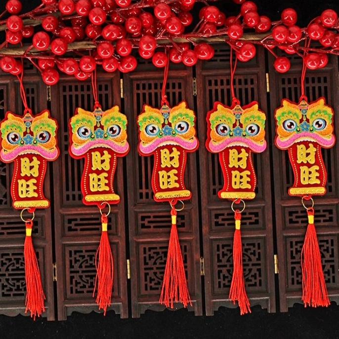 

New Sale Gantungan Merah Barongsai Yenpao Hiasan Pohon Meihwa Sakura Imlek Sale Stok Terbatas