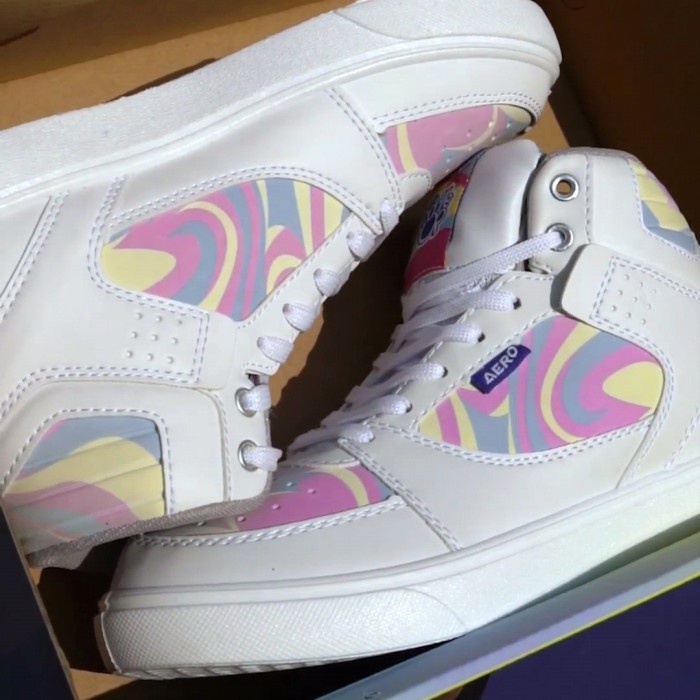 Aerostreet X Paddle Pop X Walls