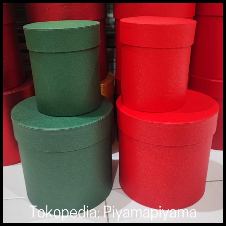 

DISKON ROUND BOX BUNGA NATAL / ROUND BLOOM BOX NATAL / GIFT BOX BULAT NATAL !!!!!!!