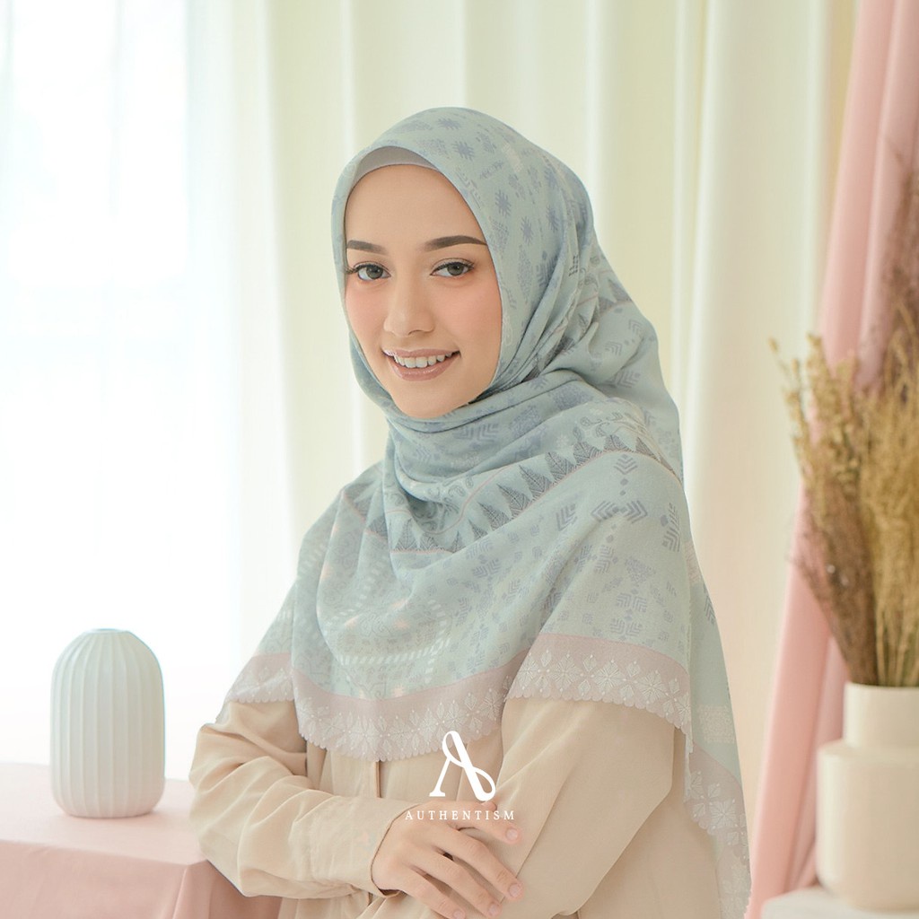STYLISH HIJAB DAILY ADIBA SERIES KERUDUNG SEGI EMPAT MOTIF VOAL ULTRAFINE LAMINA PREMIUM LASERCUT