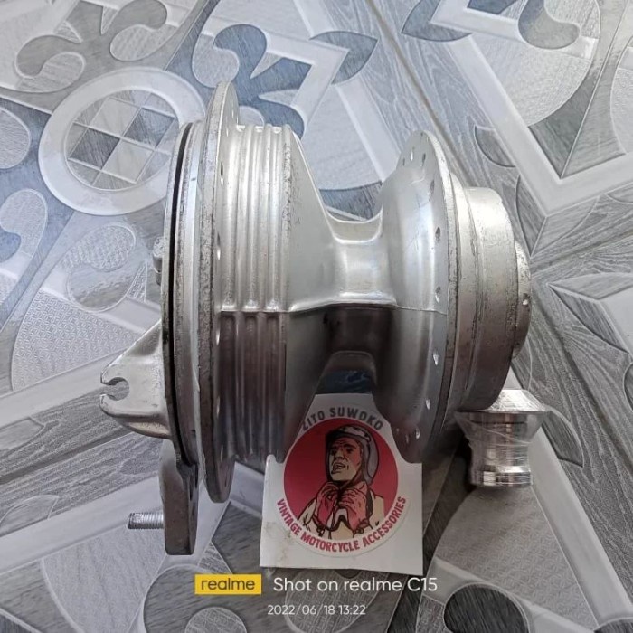 {BEKAS} tromol suzuki ts duster Murah