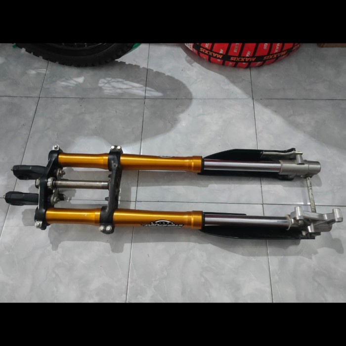 {BEKAS} shock usd klx dtracker new mulus ori copotan Limited