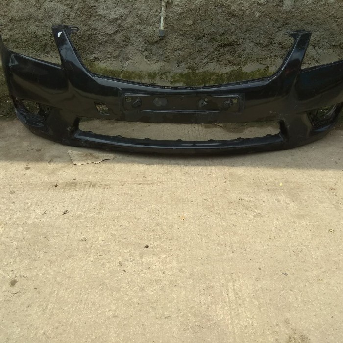{BEKAS} Bumper depan camry 2011 Diskon