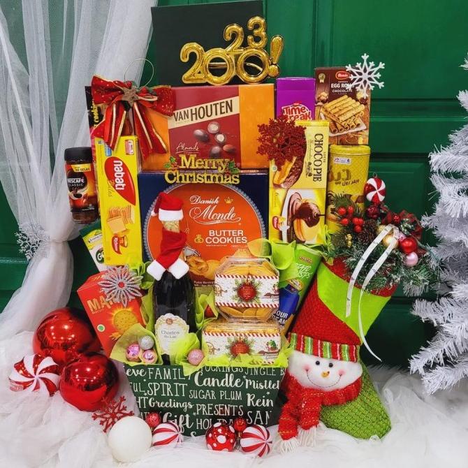 

Paket Dekorasi Hampers Natal Christmas Parcel Hadiah Kue Kering 313 - Melulujajan