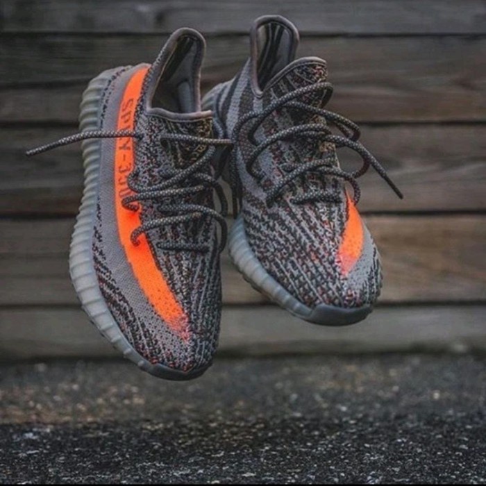 ADIDAS YEZY BOOTS ORIGINAL