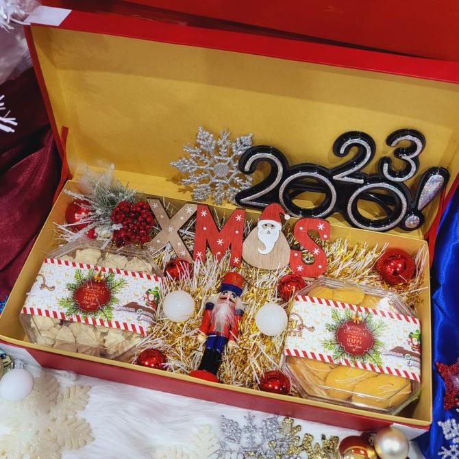 

Terlarisss - Paket Dekorasi Hampers Natal Christmas Parcel Hadiah Kue Kering 369 - Langsung Kirim