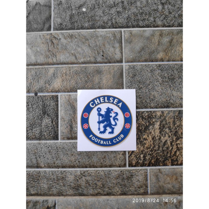 

Terlaris - Stiker Logo Klub Bola Chelsea Sticker Casing HP Motor Helm Laptop Buku