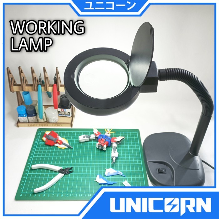 

Working Lamp + Magnifier /Lampu Kaca Pembesar Merakit Gundam Model Kit