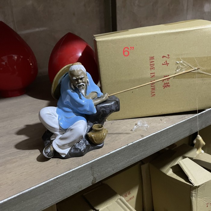 Patung dewa pancing ikan 6in keramik