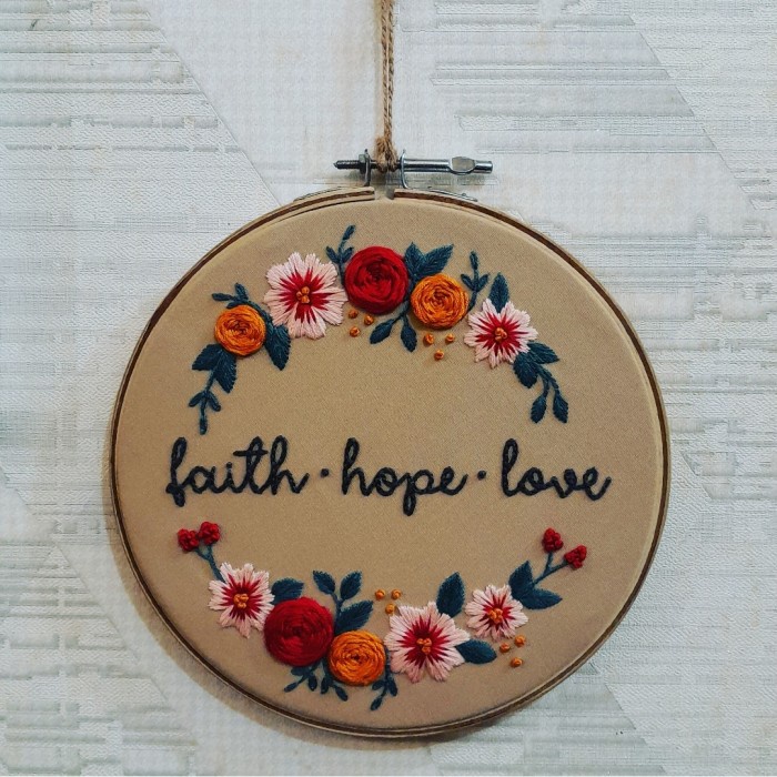 Termantab] Hiasan Dinding Sulaman