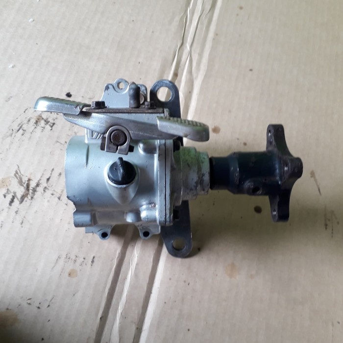 {Bekas} reverse gear box gigi mundur universal motor roda tiga semua jenis Diskon