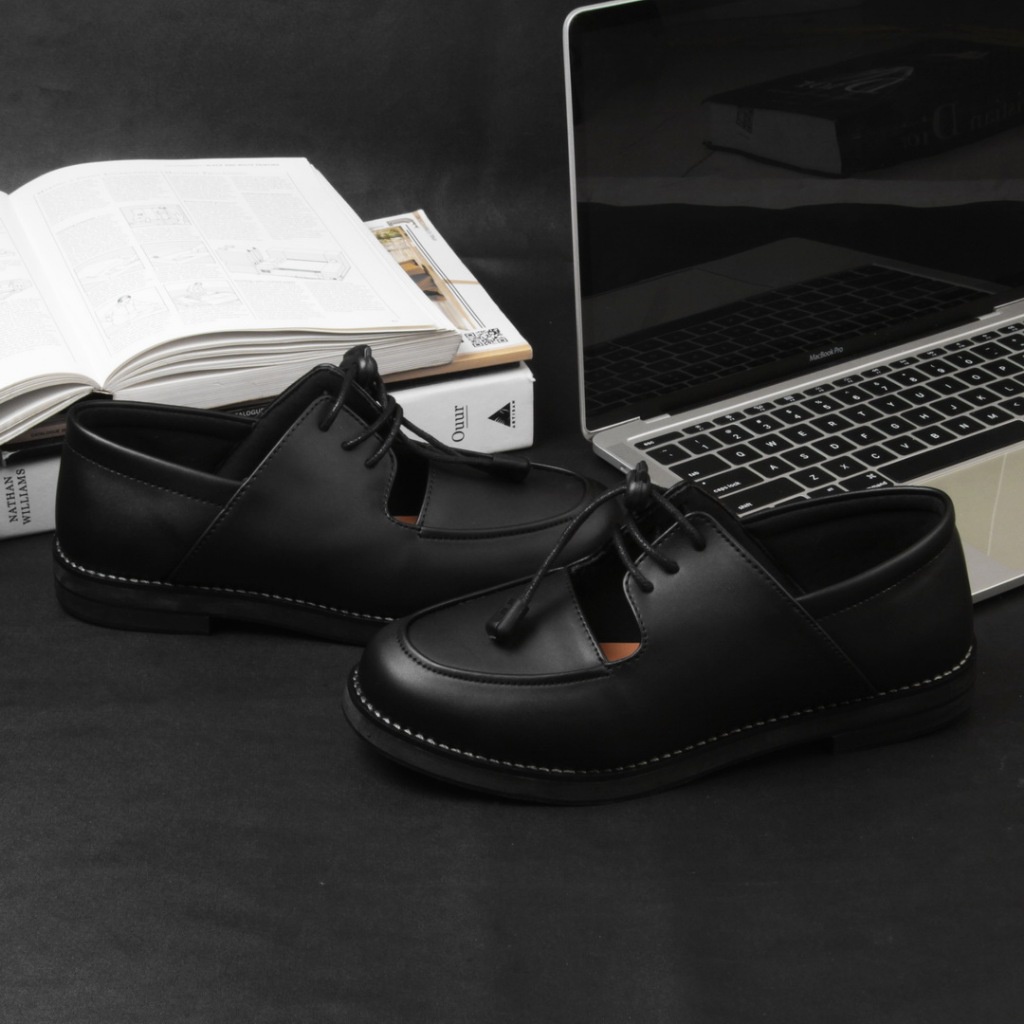 Zavatu - Sepatu Docmart Wanita Big Size Jumbo 36 45 Zvt 461