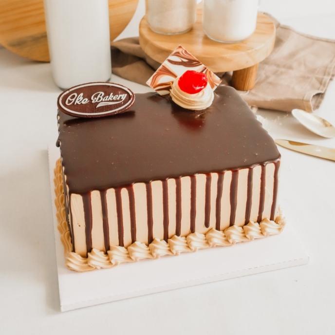 

Best Seller Cappuccino Cake / Kue Ulang Tahun / Birthday Cake / Ukuran 10X15Cm Original