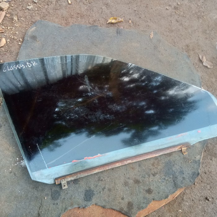 Kaca Pintu Depan Kanan Daihatsu Classy 92 #100% Ori