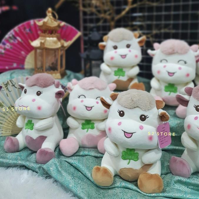 Hiasan aksesoris boneka lucu imlek 2021 kerbau