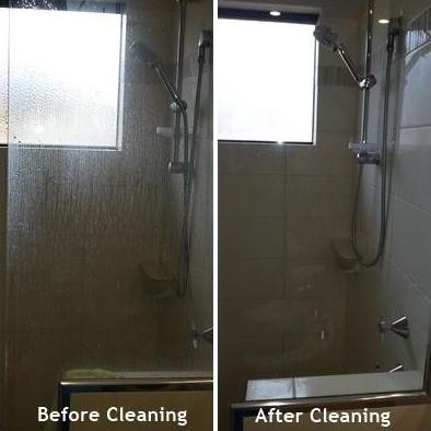 Obat Pembersih Jamur Kaca / penghilang Noda kaca Air Kamar Mandi 500ml