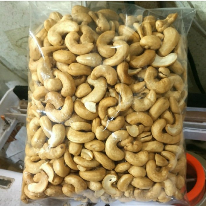 

Kacang - Kacang Mede Panggang 1Kg Plain
