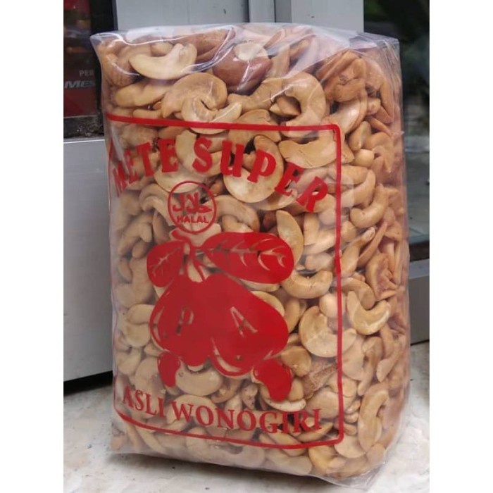 

Kacang - Kacang Mete Matang Belah Dua Netto 1 Kg Fresh Asli Wonogiri