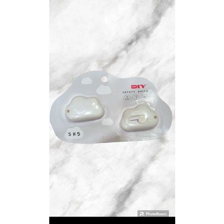 

cutters awan | stationary