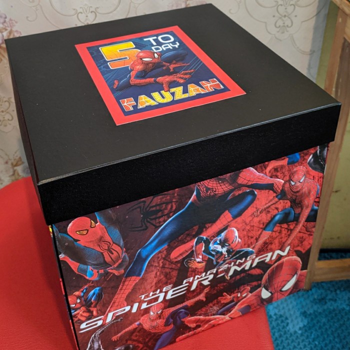 Hariya Explosion Box / Box Kejutan Kado Ulang Tahun Box Snack / Box Only