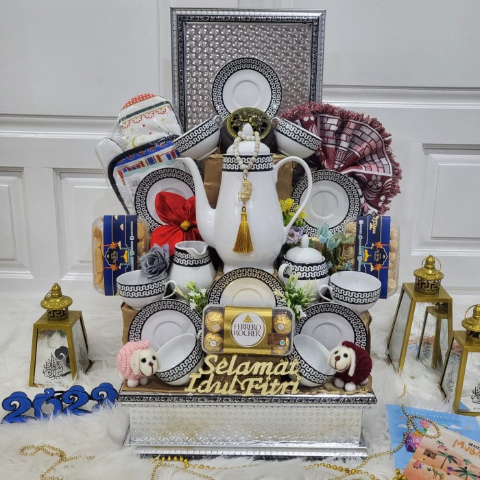 

<<<<<] Paket Dekorasi Lebaran Idul Fitri Hampers Parcel Hadiah Kue Kering 035