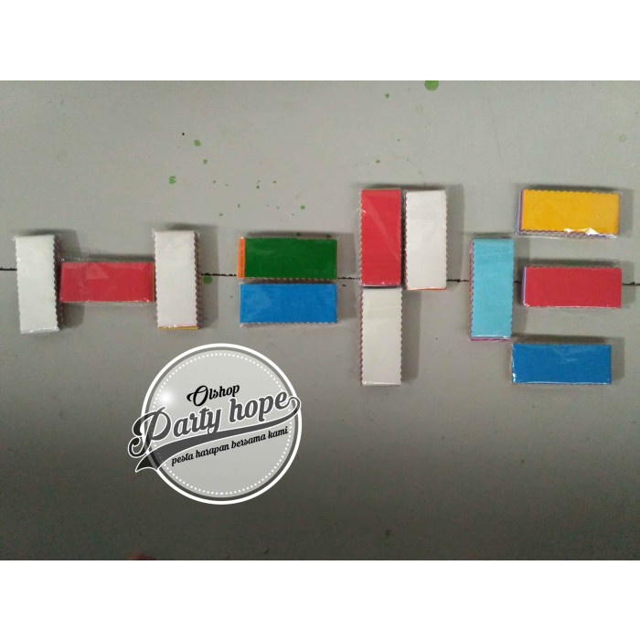 

kertas krep / kertas tissue / kertas krep potong / kertas dekorasi