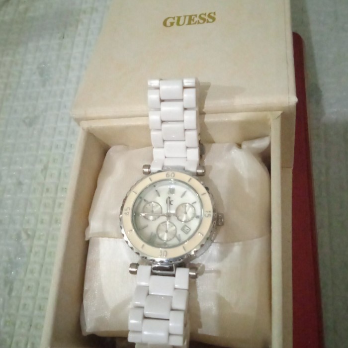 ✅New Ori Sale Jam Tangan Guess Collection /Kw 1/ Keramik/Mewah/Putih Susu Berkualitas