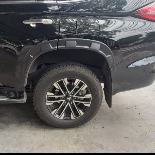 ✅Ready Over Fender Pajero Rock Ford 2021/Over Fender Pajero Rockford 2021 Limited