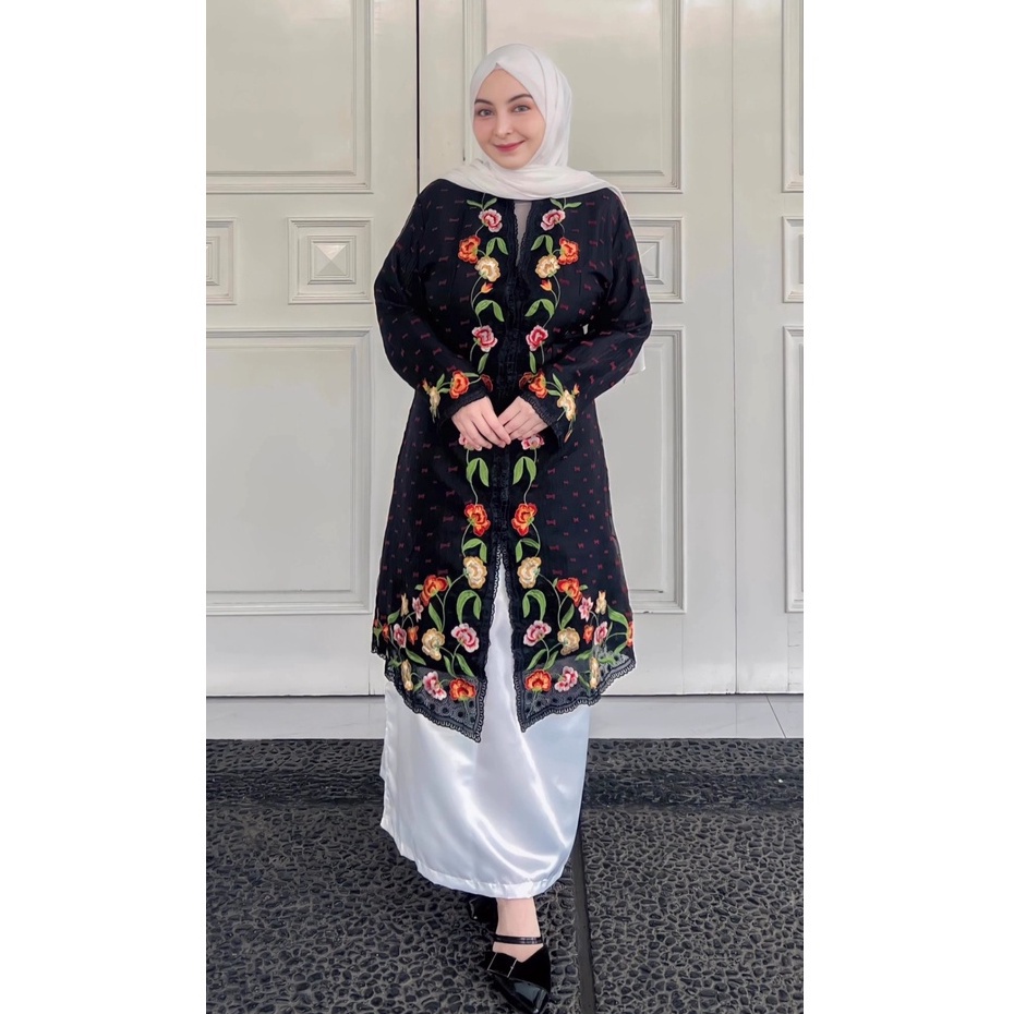 [EXCLUSIVE] MODEL TERKINI Pusat Bordir Tasikmalaya - Kain Long Kebaya Bordir Sutra Kaca Kebaya