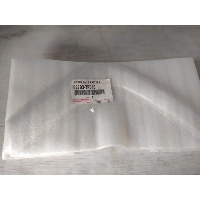 52702-yp010 / 52703-yp010 moulding sa, fr bumper side toyota innova cintamitra7