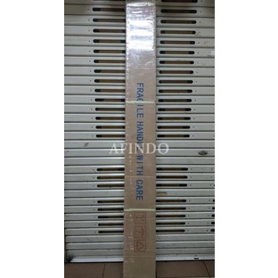 Tripod Screen Projector / Layar Proyektor 70 Inch